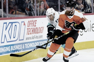 Ryan Ellis en un partido con los Philadelphia Flyers - sportsnet.ca