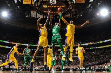 NBA - Boston infila la decima, Lakers al tappeto al Garden (107-96)