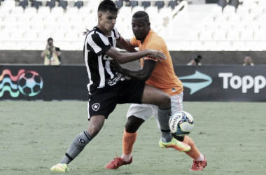 Com time misto, Botafogo empata com Nova Iguaçu e segue sem vencer no Carioca
