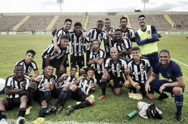 Botafogo sofre contra o Desportivo Brasil e é eliminado nas oitavas de final da Copinha