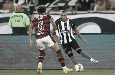 Flamengo vence clássico contra Botafogo e assume vice-liderança do Campeonato Brasileiro