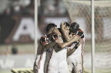 Flamengo se impõe, supera Atlético-GO e assume liderança provisória do Brasileirão