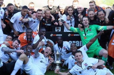 Bromley clinch Vanarama Conference South title