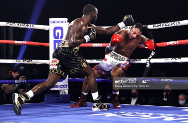 Crawford beats Brook inside four to defend Welterweight title