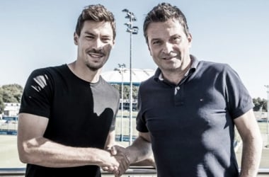 Schalke sign Stambouli