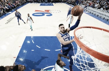 NBA, successi interni di Philadelphia e Indiana contro Hornets e Lakers