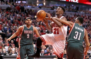 Chicago Bulls - Milwaukee Bucks Live 2015 NBA Playoff Result and Scores in Game 3 (113-106)