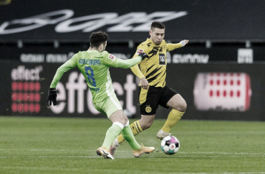 Borussia Dortmund vence Wolfsburg em casa e se mantém no G-4 da Bundesliga