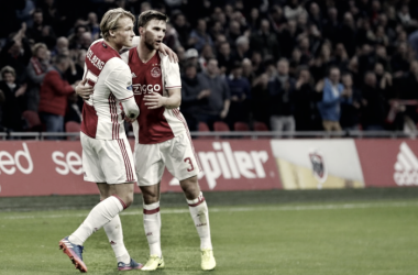 El Ajax sigue buscando al Feyenoord