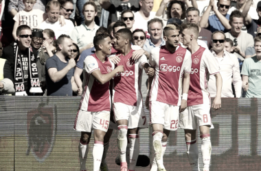 El Ajax resiste y pisa fuerte