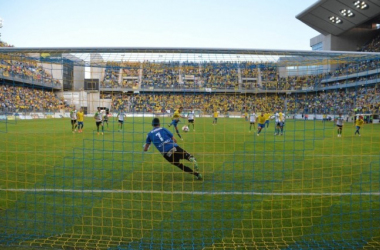 El Racing de Santander y la UD Logroñés al borde de la eliminación