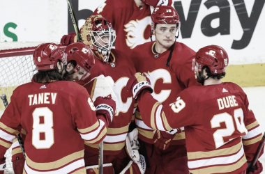 Los Calgary Flames paralizan las negociaciones contractuales tras el mal inicio de temporada