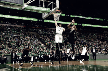 NBA Playoff - Spettacolo al Garden, gara 1 è dei Boston Celtics dopo un supplementare