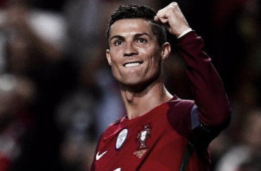 Cristiano Ronaldo arrasa con Portugal ante Islas Feroe