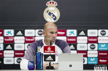 Zidane: &quot;¿Neymar? Hasta que no acabe la temporada no hablo de fichajes&quot;