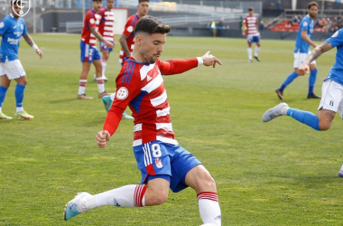 El Recreativo Granada rompe su buena racha y pierde ante el Mar Menor