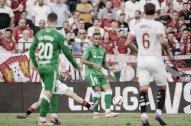 Un mediocre Betis cae desde los once metros ante el Sevilla