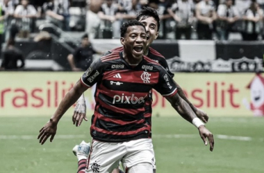 "Fico feliz por fazer parte desta conquista", diz Plata sobre o gol que garantiu o título ao Flamengo