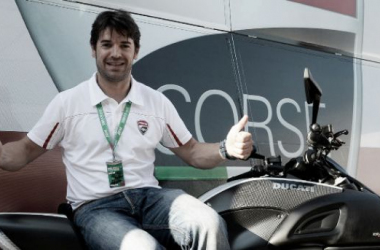 Carlos Checa: &quot;Rea ahora tiene una moto a la altura de su talento&quot;