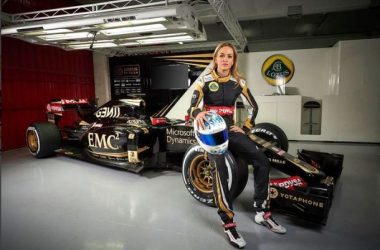 Lotus anuncia espanhola Carmem Jordá como piloto de desenvolvimento