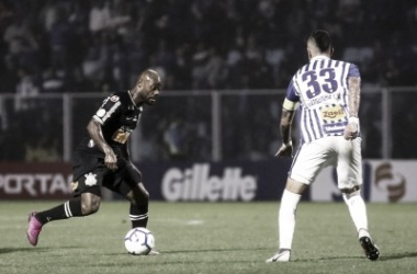 Em jogo de poucas chances, Avaí e Corinthians empatam em Florianópolis