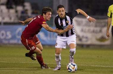 Galán ilumina al Real Unión