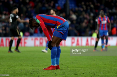 Wilfried Zaha to miss weekend clash with Everton as Hodgson struggles to put return date on knee injury
