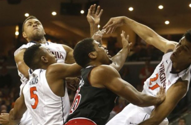 Virginia Shuts Down Louisville To Win Defensive Battle 52-47