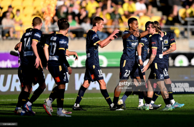 Wellington Phoenix 0-4 Central Coast Mariners: Mariners spoil homecoming party with four goal rout