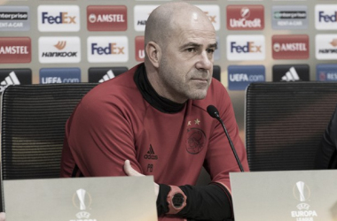 Peter Bosz: &quot;Nuestro estilo futbolístico marcará la diferencia&quot;