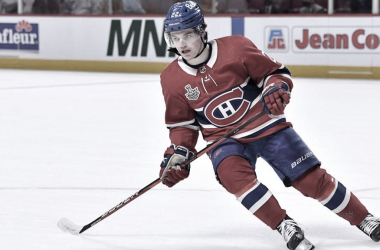 Cole Caufield renueva con Montreal Canadiens