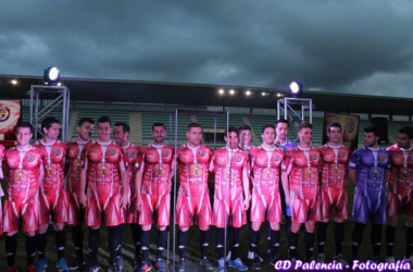 El CD Palencia presenta la camiseta más impactante del mundo del fútbol