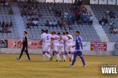 El Real Jaén comienza en la línea de la victoria