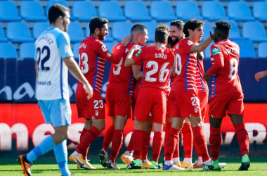 El Granada CF supera al Málaga CF y pasa a octavos de la Copa