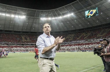 Rogério Ceni celebra acesso do Fortaleza, mas ainda quer título: "Lutar até o fim"