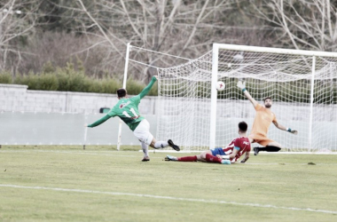 El Pontevedra se lleva el derbi ante el Cerceda