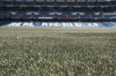 El Santiago Bernabéu ya luce nuevo césped