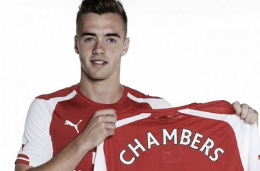 Calum Chambers ficha por el Arsenal