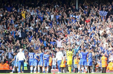 Mourinho y once más irrumpen en el sueño de Anfield