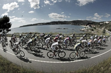 Vuelta - Martin beffato sul finale, vince Morkov