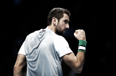 Cilic recupera opciones en Londres con una victoria crucial ante Isner