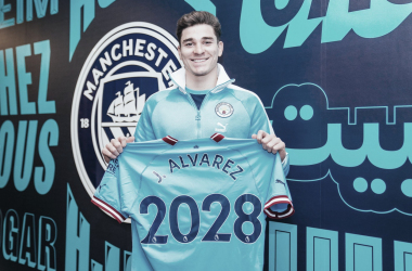 Julián Álvarez seguirá en Manchester hasta 2028 | Foto: Manchester City