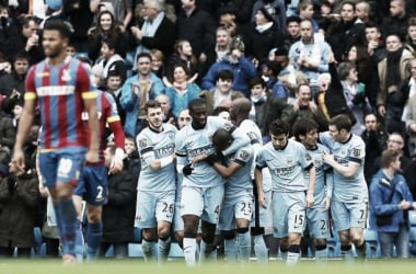 Manchester City 3-0 Crystal Palace: David Silva masterclass as hosts close gap on leaders Chelsea