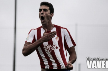 El Sporting B se salva con un sublime partido