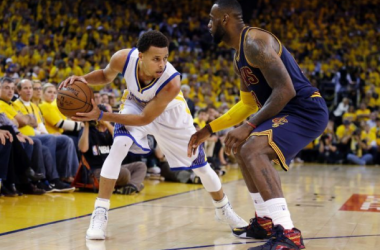 Stephen Curry Takes Charge To Give Warriors Pivotal Game 5 Victory Over Cavaliers