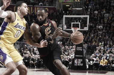 Los Lakers sucumben al &#039;Rey&#039;