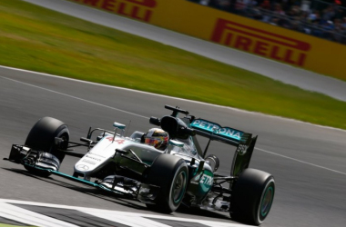 Hamilton consigue la Pole en Silverstone