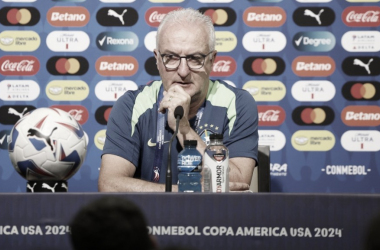 Dorival Jr faz fortes críticas ao árbitro e diz que Brasil "foi prejudicado"