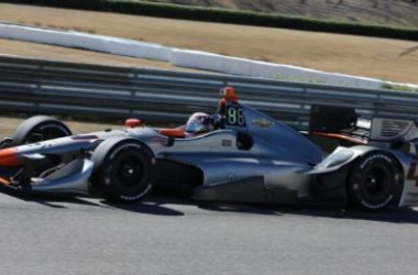 IndyCar: On-Board LED Lights Tested at Barber Motorsports Park