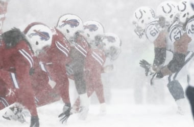 A pesar de los tiempos extras y la nevada, los Bills se llevan el juego y siguen en la pelea de &#039;playoffs&#039;